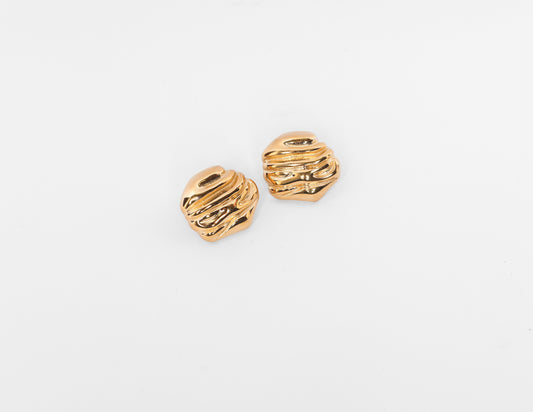 Sculpted gold dome earrings with bold, layered texture – vintage-inspired statement jewelry